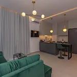 Akaly Apartment *